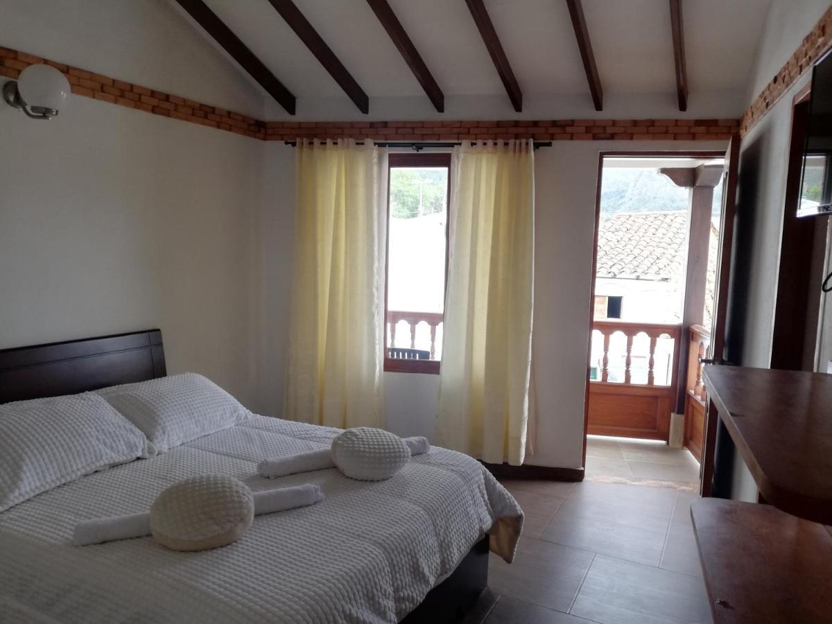Casa Lewana Hotel บียาเดเลย์บา ภายนอก รูปภาพ