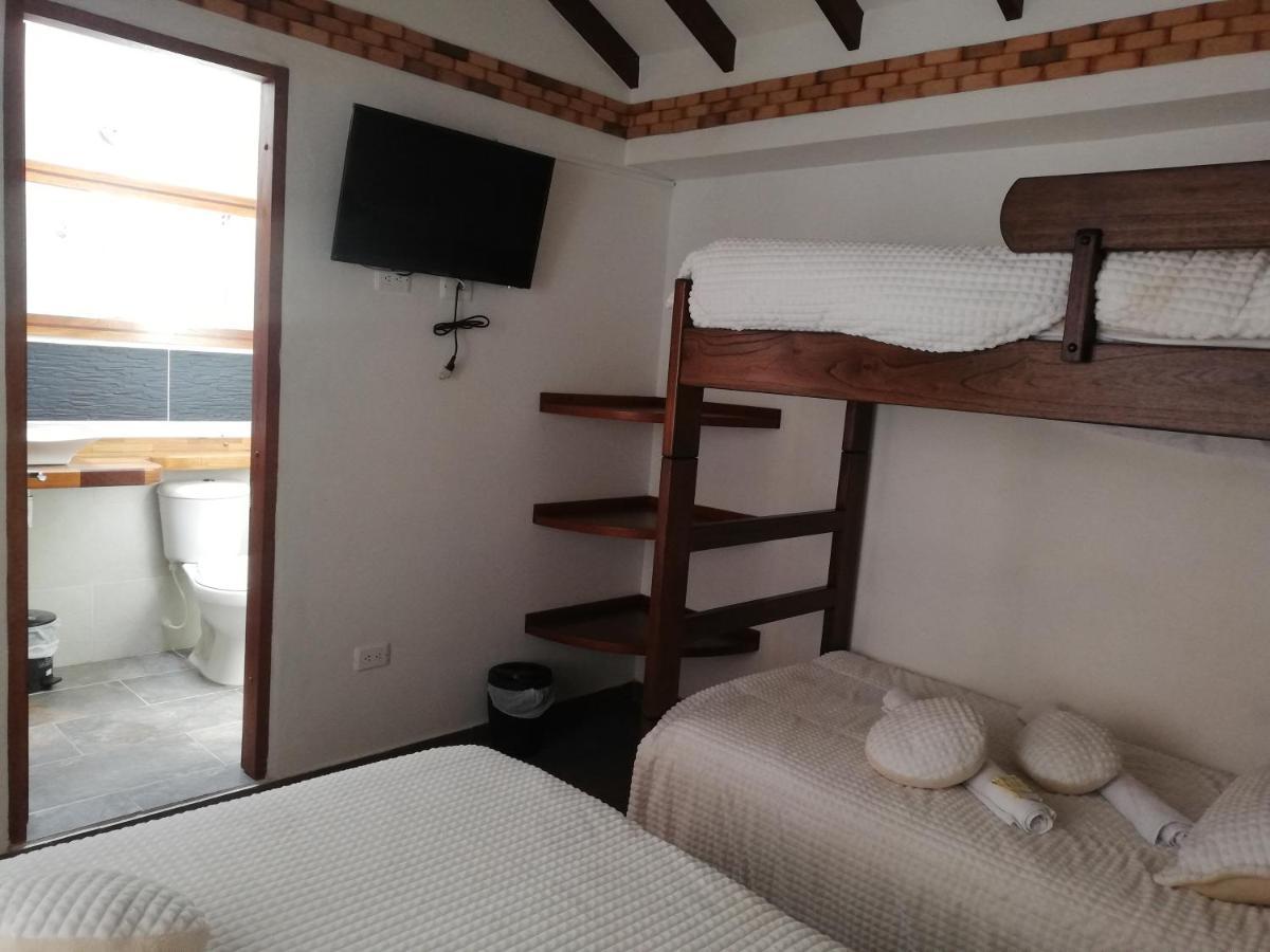 Casa Lewana Hotel บียาเดเลย์บา ภายนอก รูปภาพ