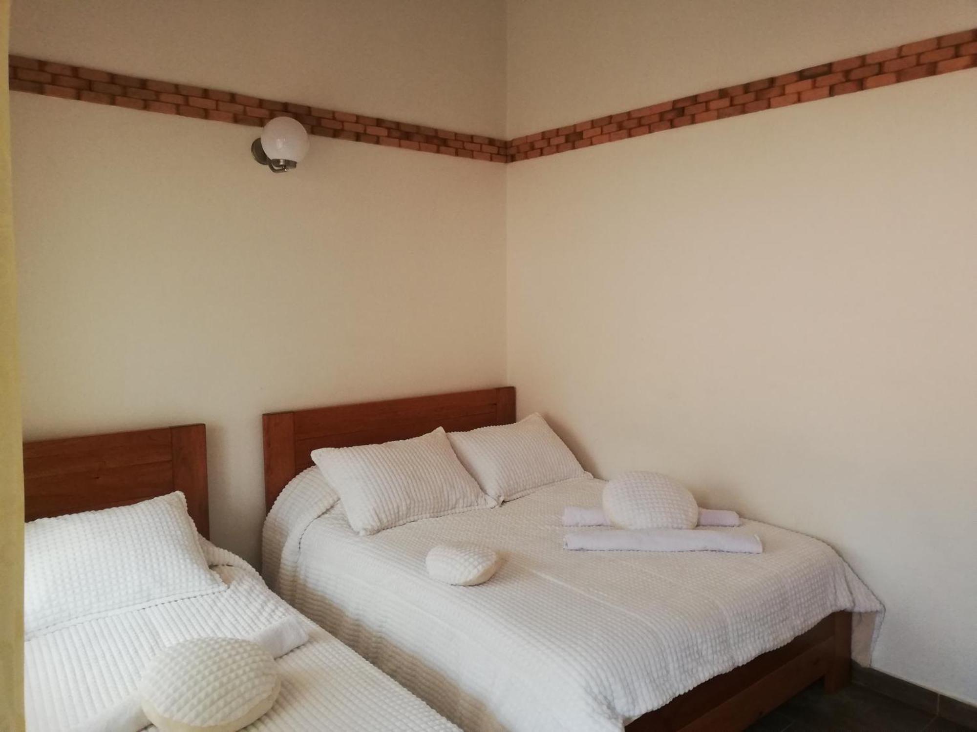 Casa Lewana Hotel บียาเดเลย์บา ภายนอก รูปภาพ