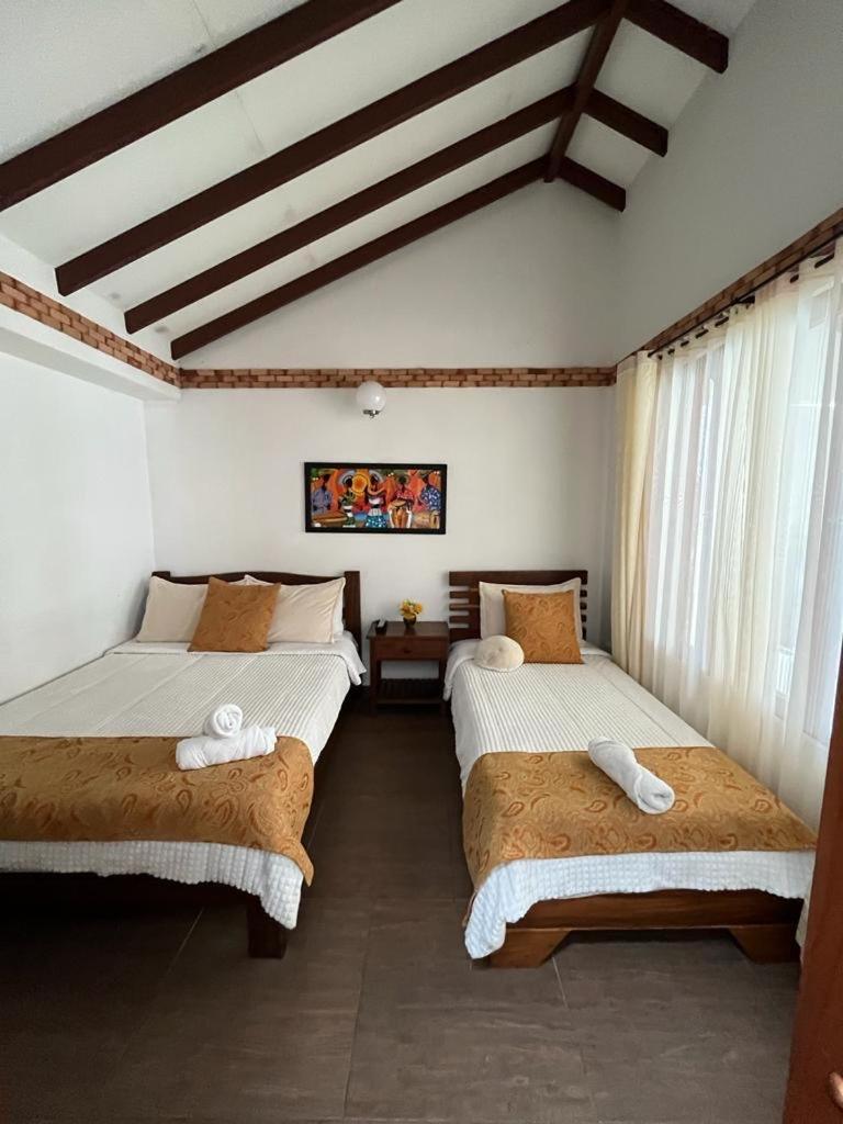 Casa Lewana Hotel บียาเดเลย์บา ภายนอก รูปภาพ