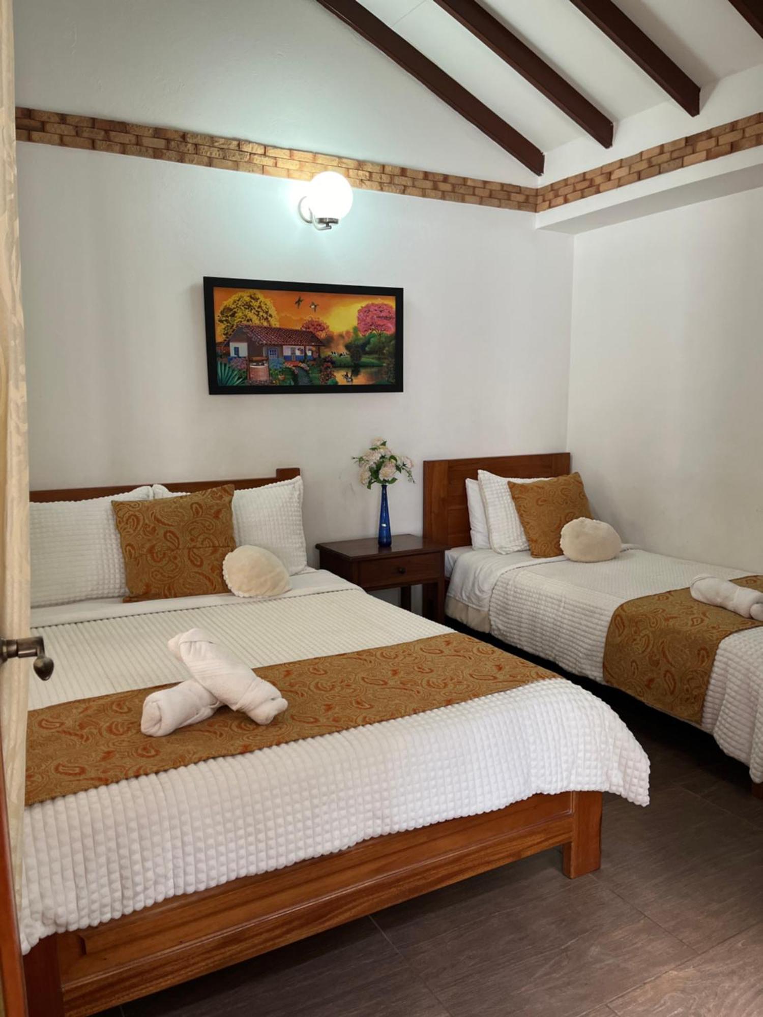 Casa Lewana Hotel บียาเดเลย์บา ภายนอก รูปภาพ