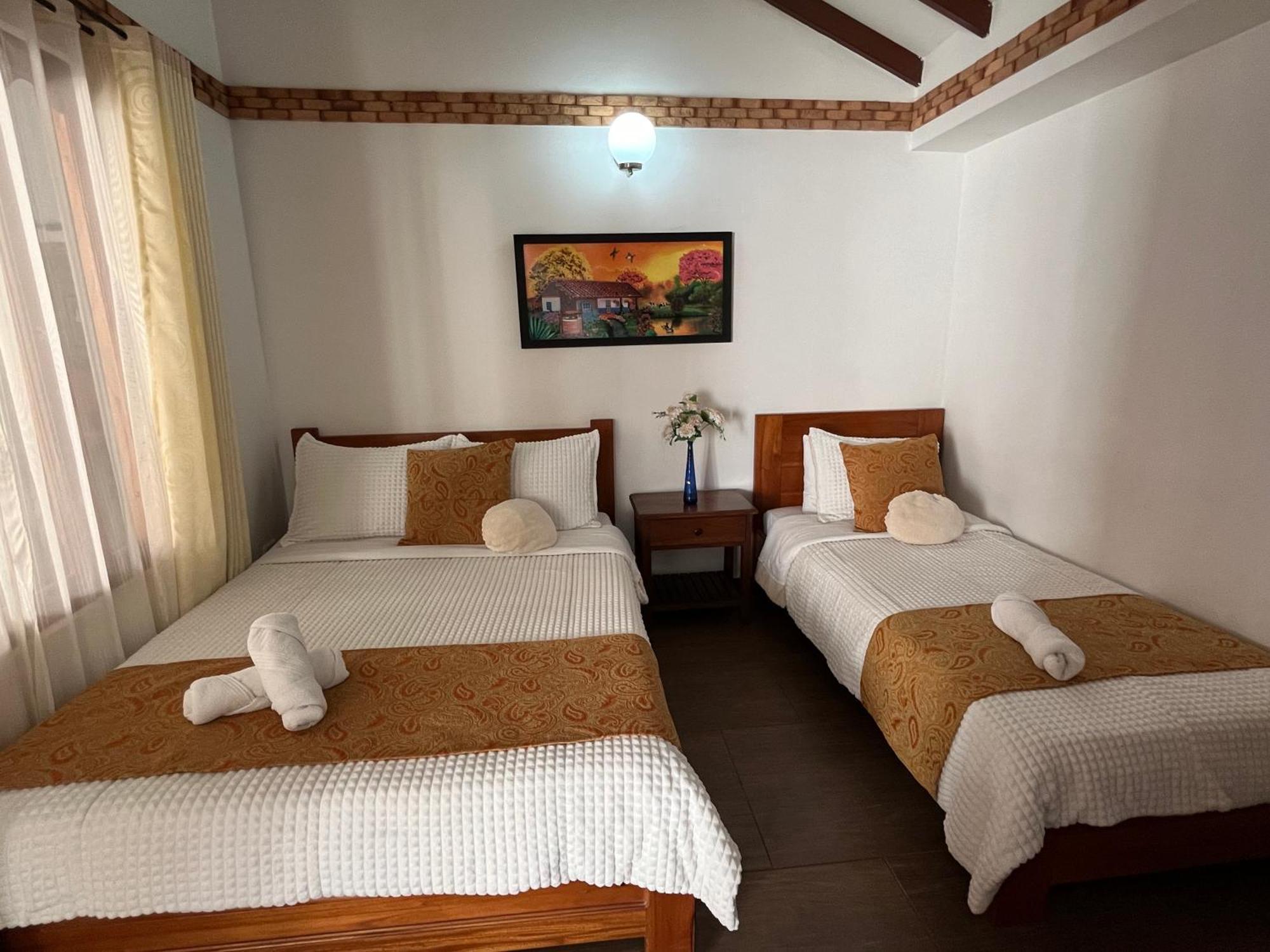 Casa Lewana Hotel บียาเดเลย์บา ภายนอก รูปภาพ