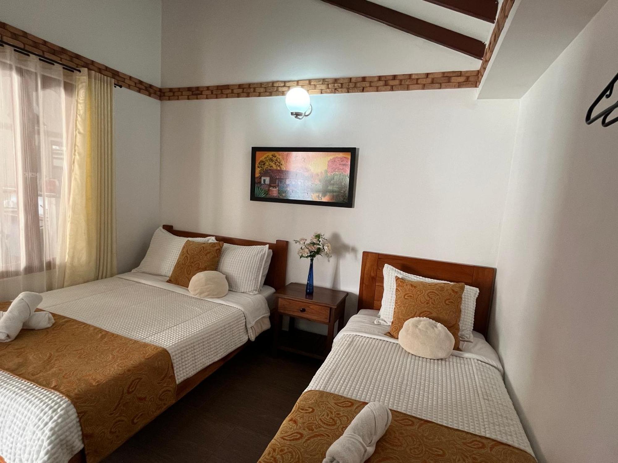Casa Lewana Hotel บียาเดเลย์บา ภายนอก รูปภาพ