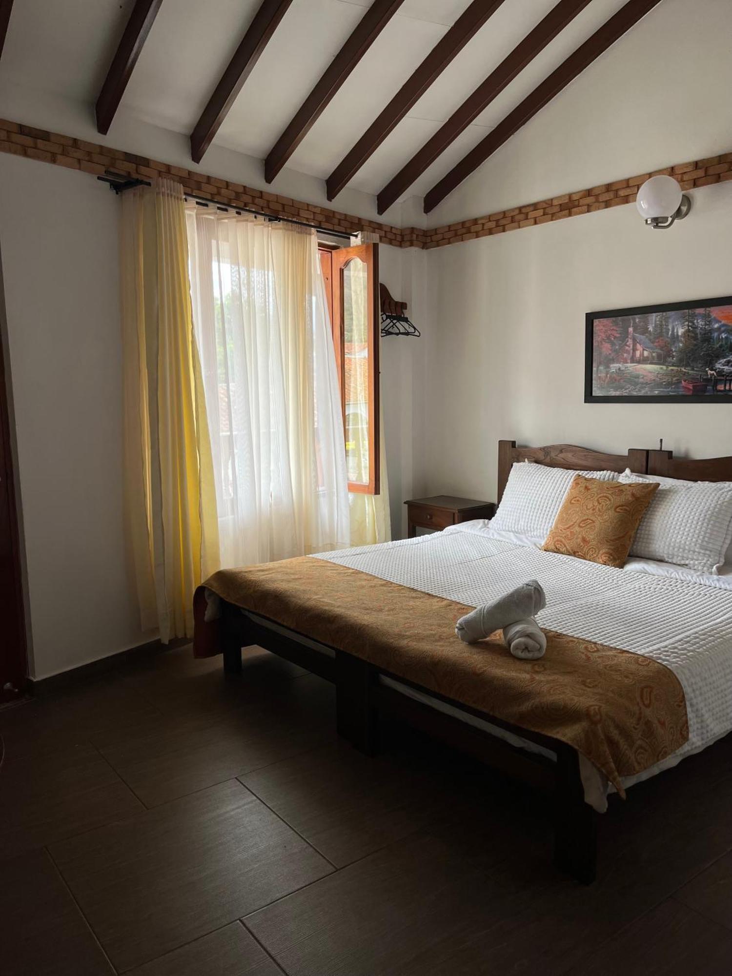 Casa Lewana Hotel บียาเดเลย์บา ภายนอก รูปภาพ